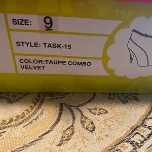 High heel taupe ankle boot size 9